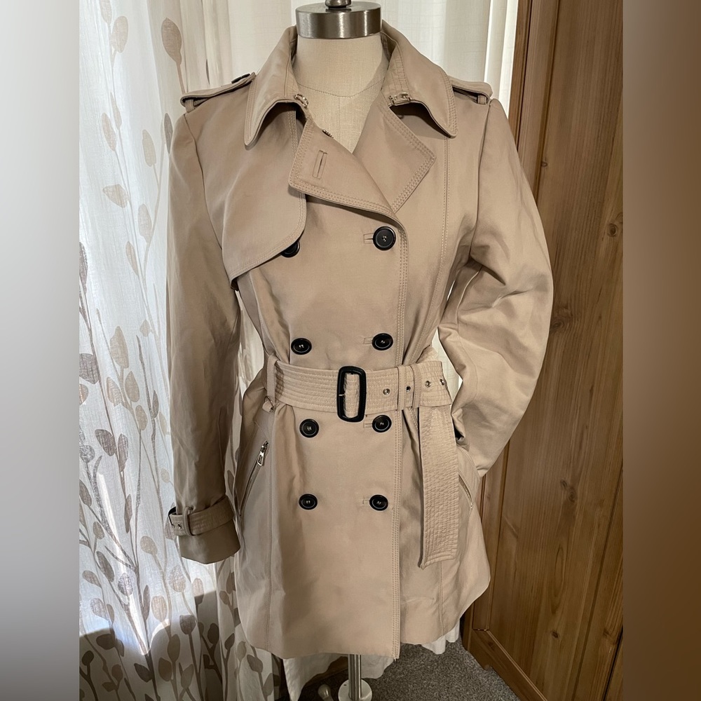 Zara trench